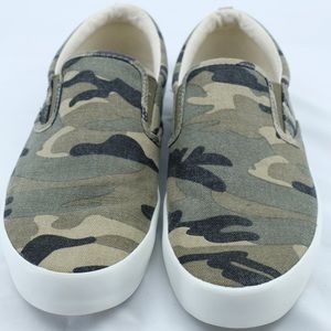 Gap Men's Slip On Camo Camouflage Shoes